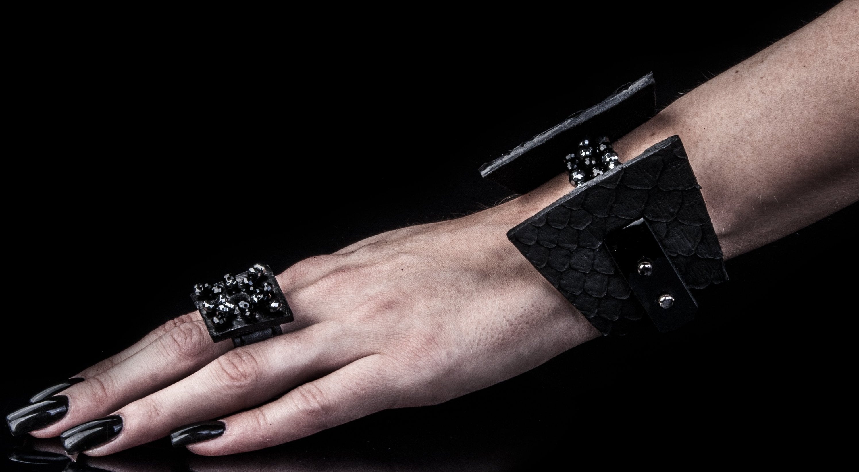 Leather bracelet new The Impossible Belle