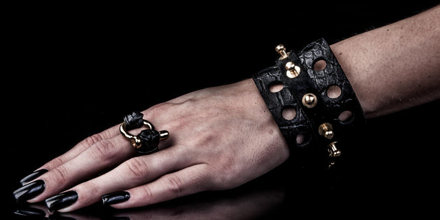Leather bracelet new The Secret Globe